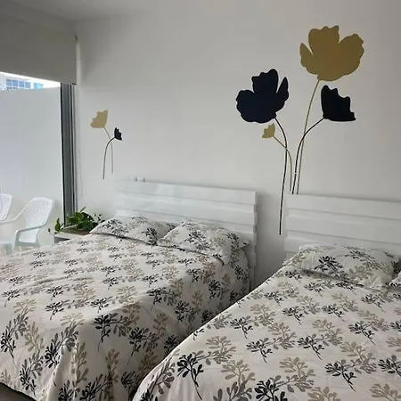 Apartamento De Lujo Con Salida A La Playa *